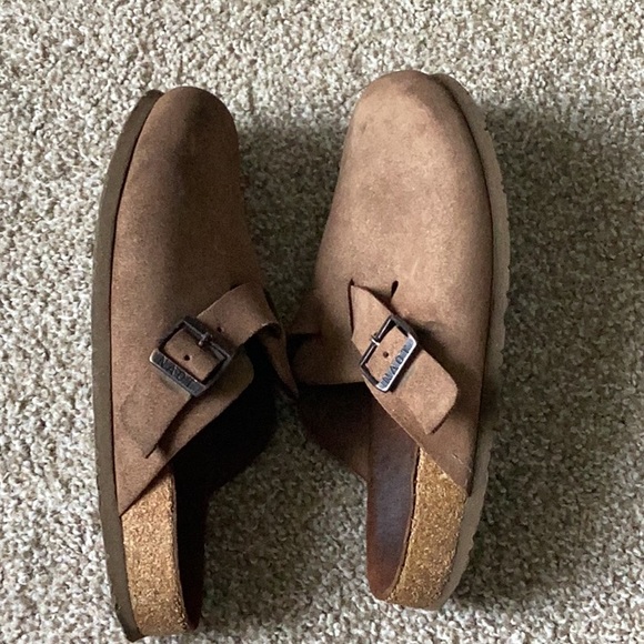 Naot Shoes - Naot women’s Brown Suede Buckle Clog Mule